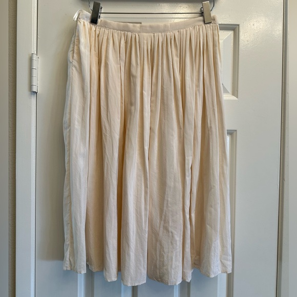 Narciso Rodriguez cream silk skirt - Picture 1 of 7